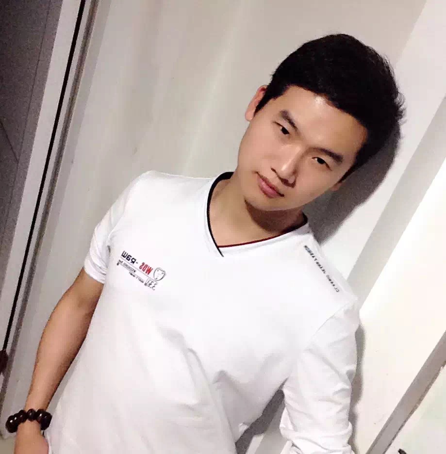 玩家照片 - 伯爵爱小萱